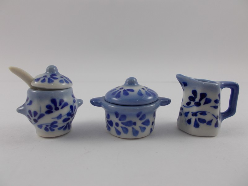 ceramic dollhouse furniture